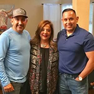 Meet your Posher, Trini marie